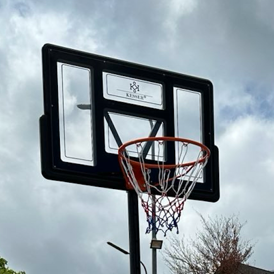 Neuer Basketballkorb 🏀 Beitragname